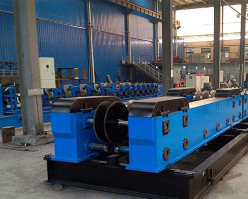 托盤式電纜橋架